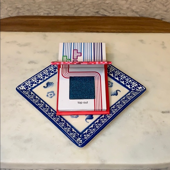 5 for $15: Tetris x Ipsy Eyeshadow (Top Out) - Picture 3 of 3